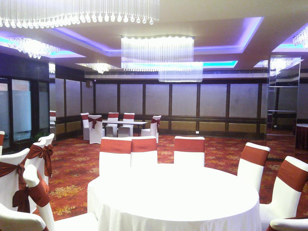 Hotel Saurabh Candy By Peppermint Haldwani Exterior photo